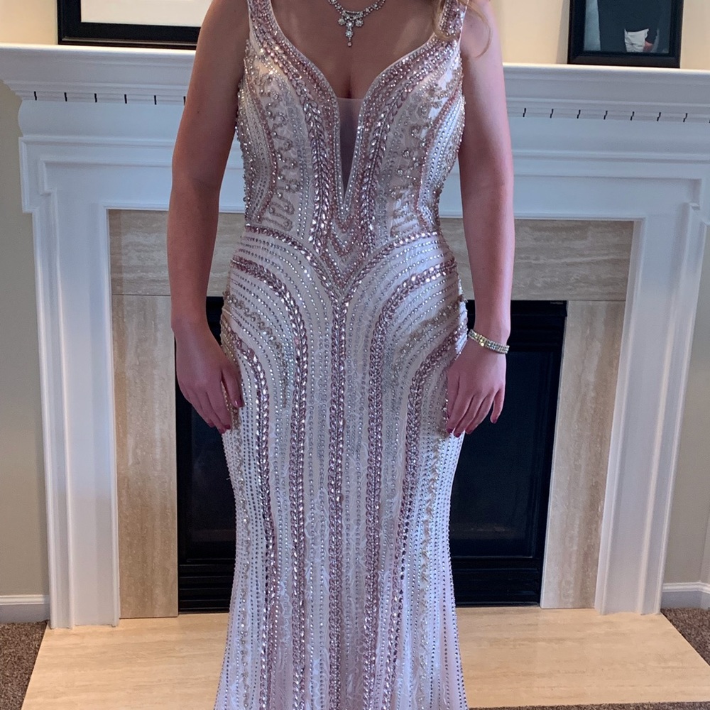 Homecoming Dress Blush size 6